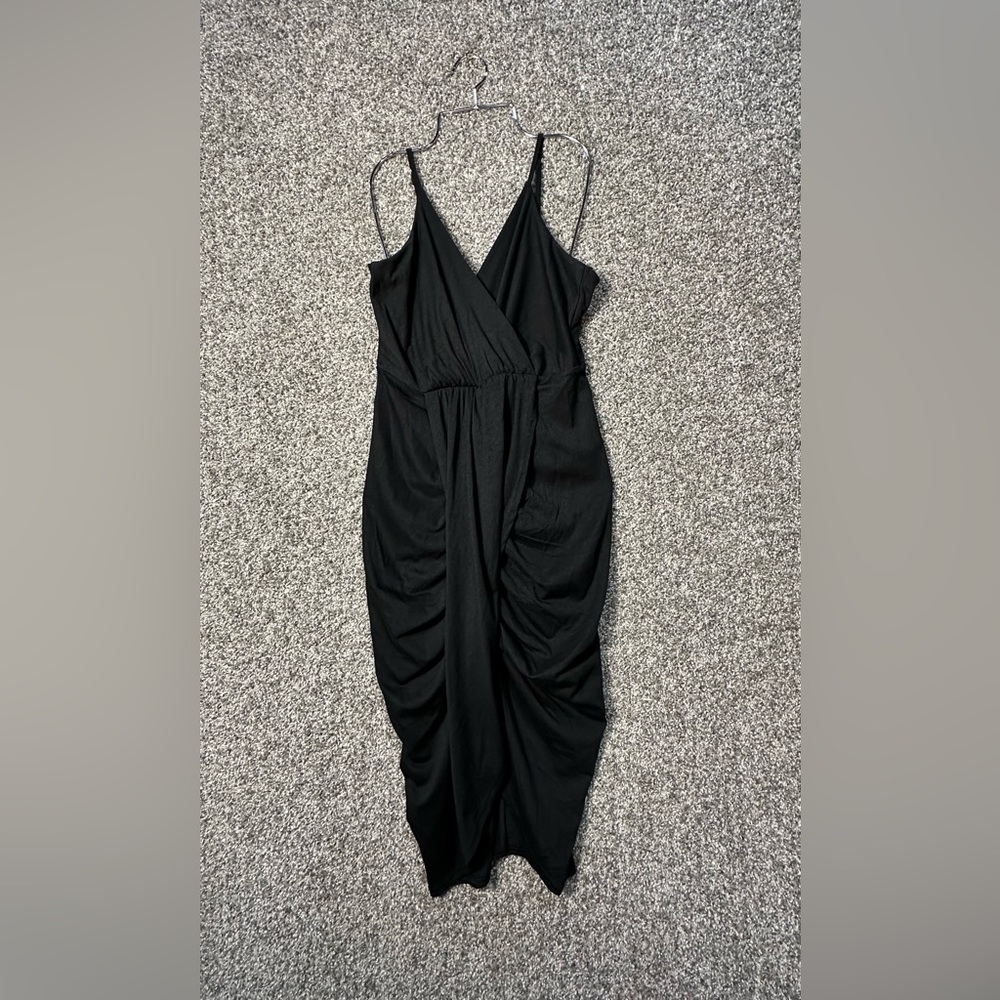 NWOT Spaghetti Strap Ruched Midi Dress Size Medium - Picture 2 of 5